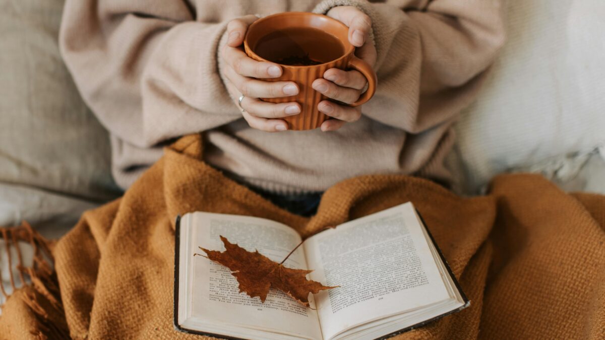 Blog - introverted woman