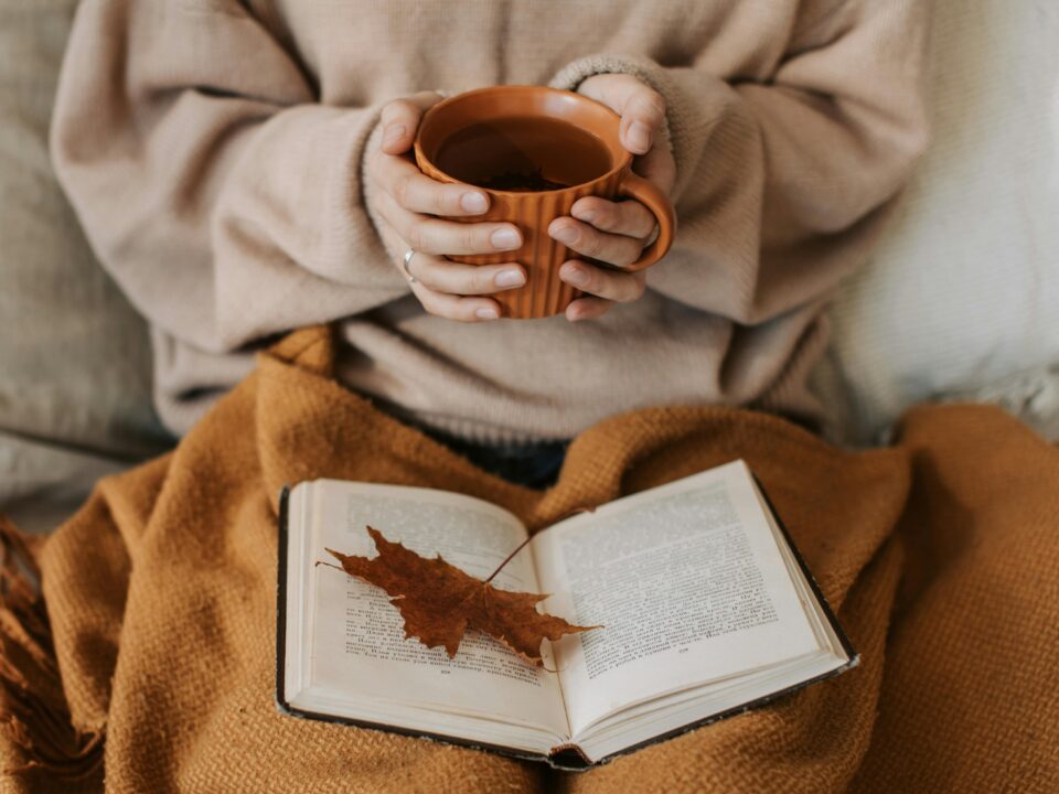 Blog - introverted woman